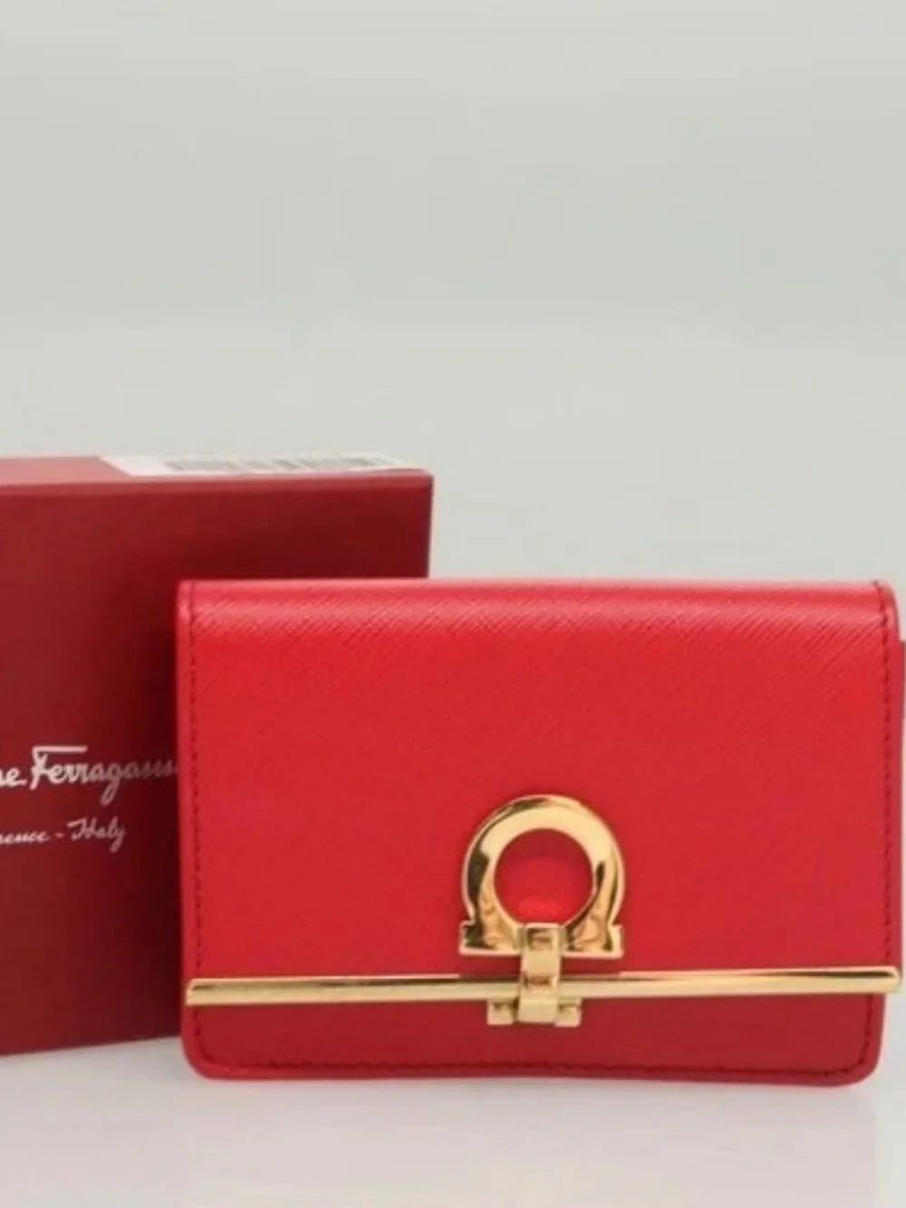 Salvatore Ferragamo Gancini Card Case Leather Red Gold Auth bs24757